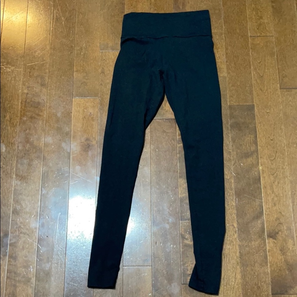 Black leggings